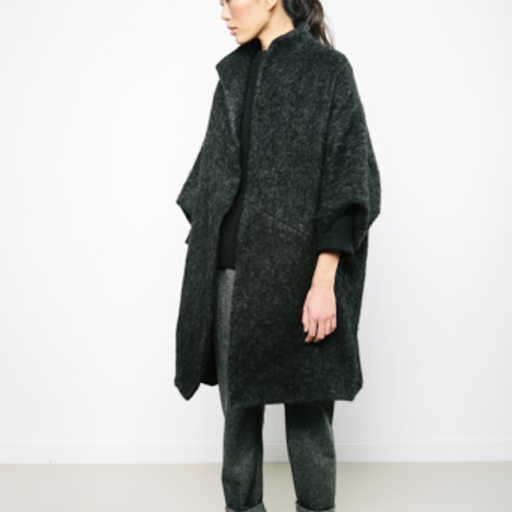 ISO Elizabeth Suzann Cocoon Coat (in any color)